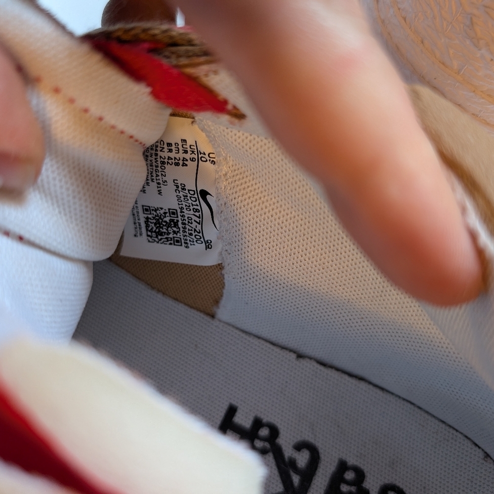 Nike Blazer Low x Sacai 'British Tan size 10 new with defect - Picture 9 of 14